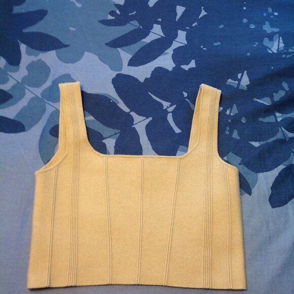 all : row The Millie Crop Tank Top Sweater Beige Tan M - Picture 7 of 10